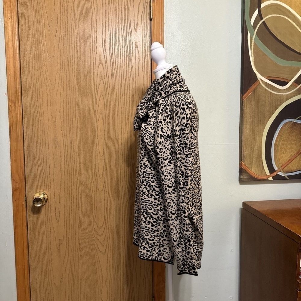 Calvin Klein Large Multi-Color w/Animal Print Long Sleeve Turtleneck Sweater - Picture 2 of 4